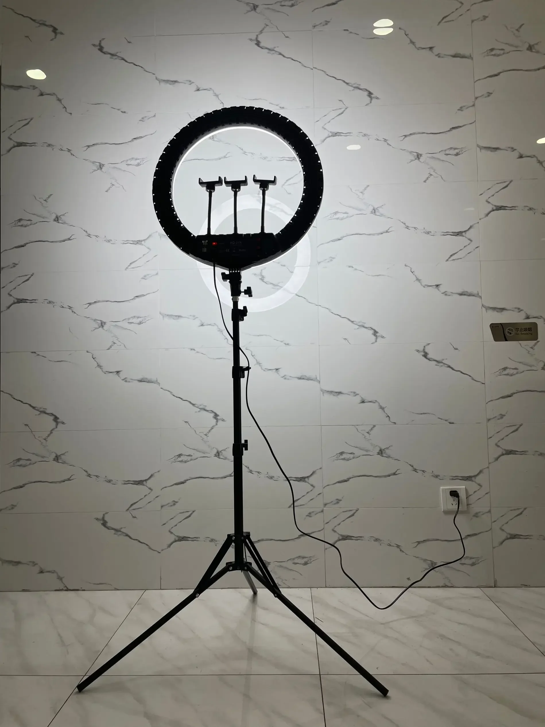 HQ-21n 21인치 LED 링 라이트 사진 촬영 램프 - Phone Ring Holder 리뷰 및 가격